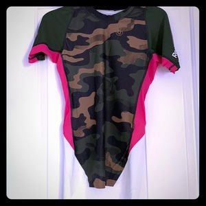 Reebok crossFit shirt